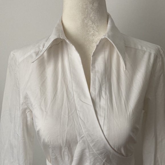 Express Wrap Around Shirt - Picture 3 of 9